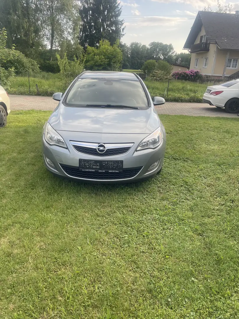 Opel Astra ST 1,7 Ecotec CDTI Sport - 1