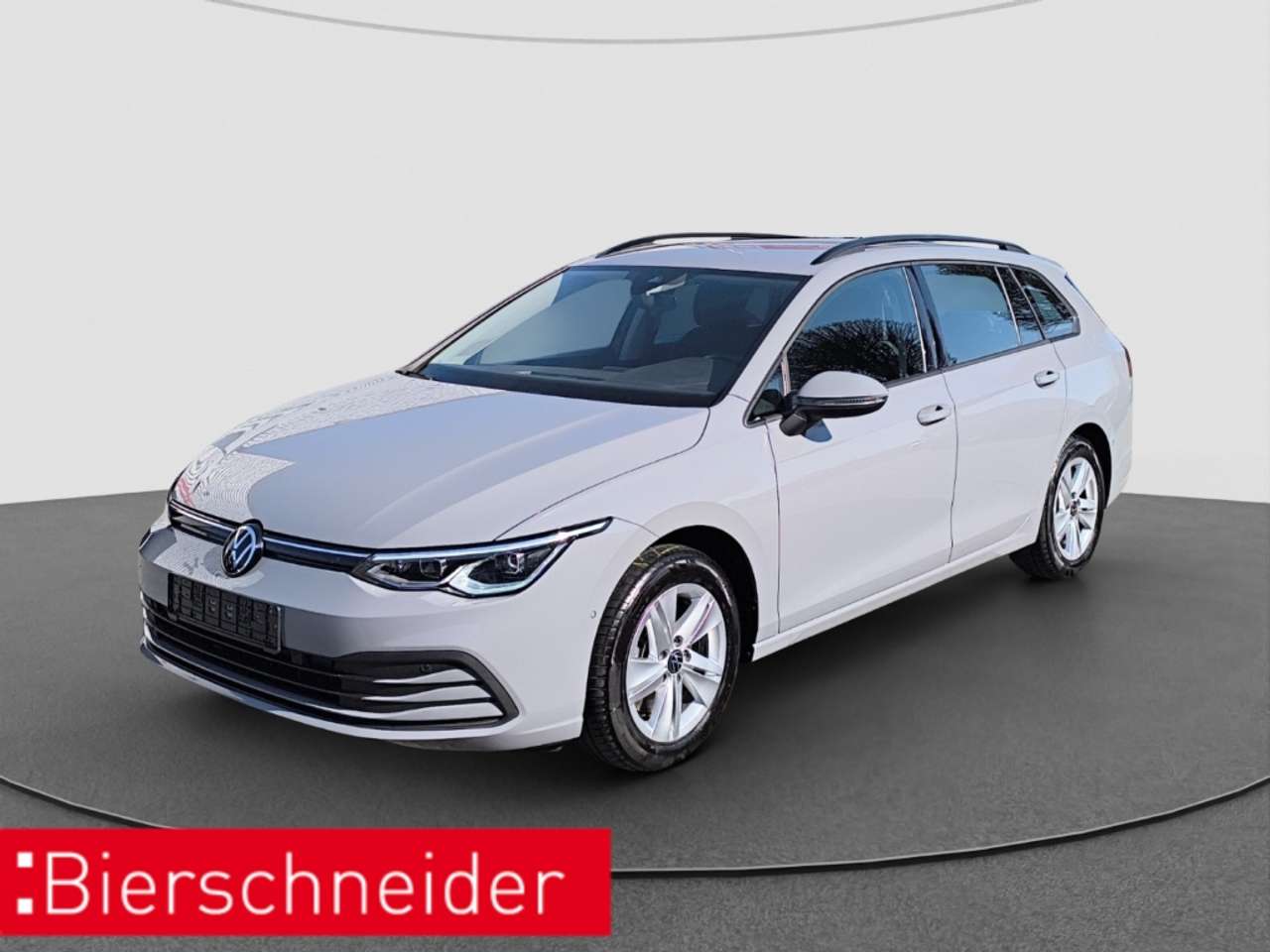 Volkswagen Golf Variant 2022 — 8 2.0 TDI DSG Life ACC LED NAVI