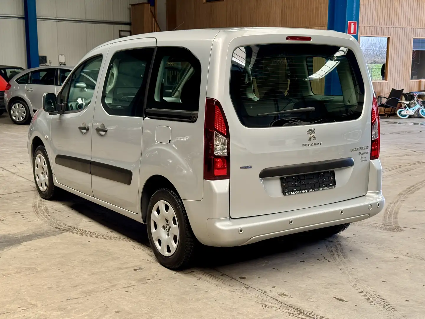 Peugeot Partner Tepee 1.6 BlueHDi Active S&S - 2