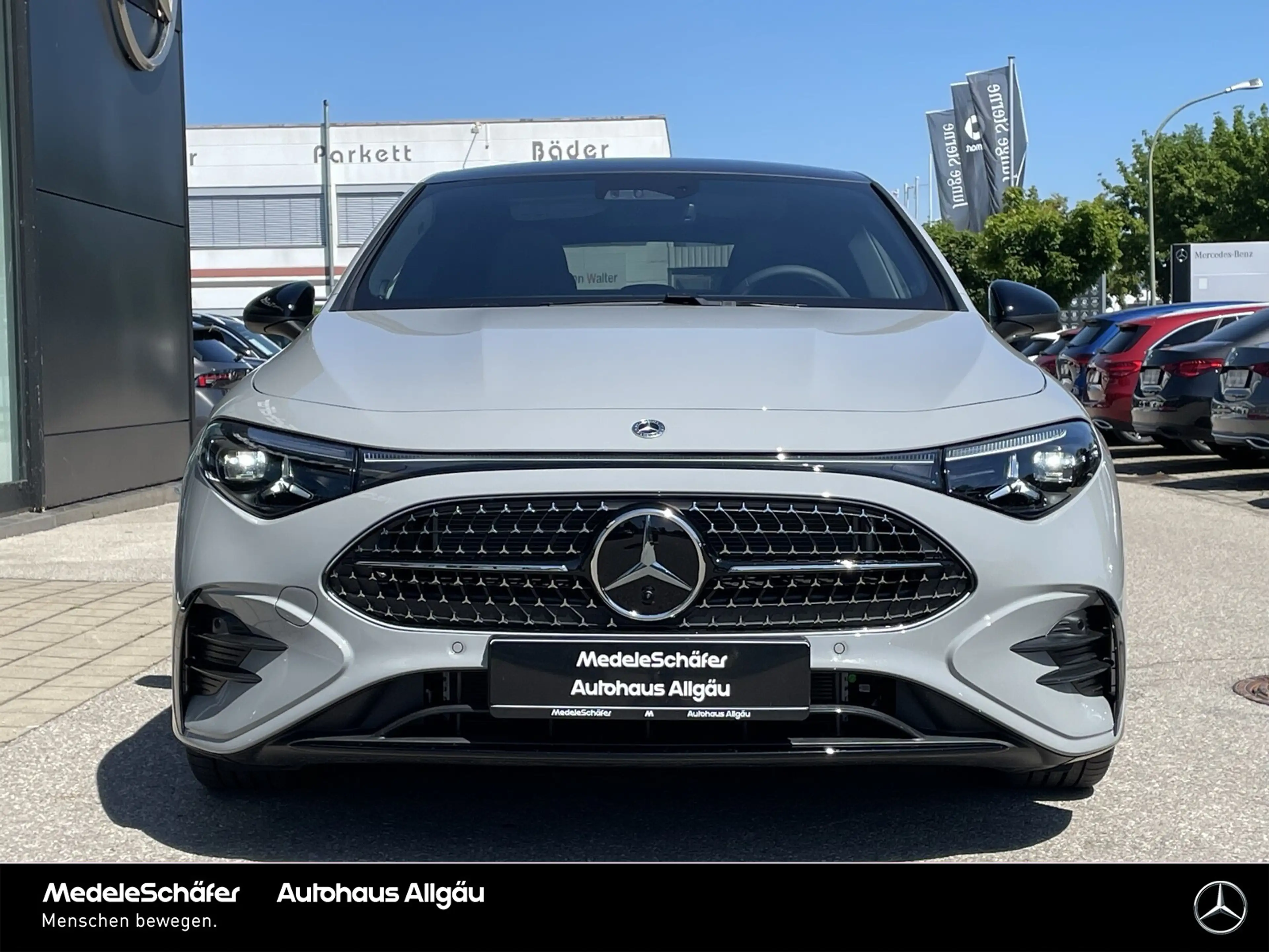 Mercedes-Benz CLA 220 CLA 220 4M AMG Night Distr SuperScr Burm3D AHK LED — photo 14
