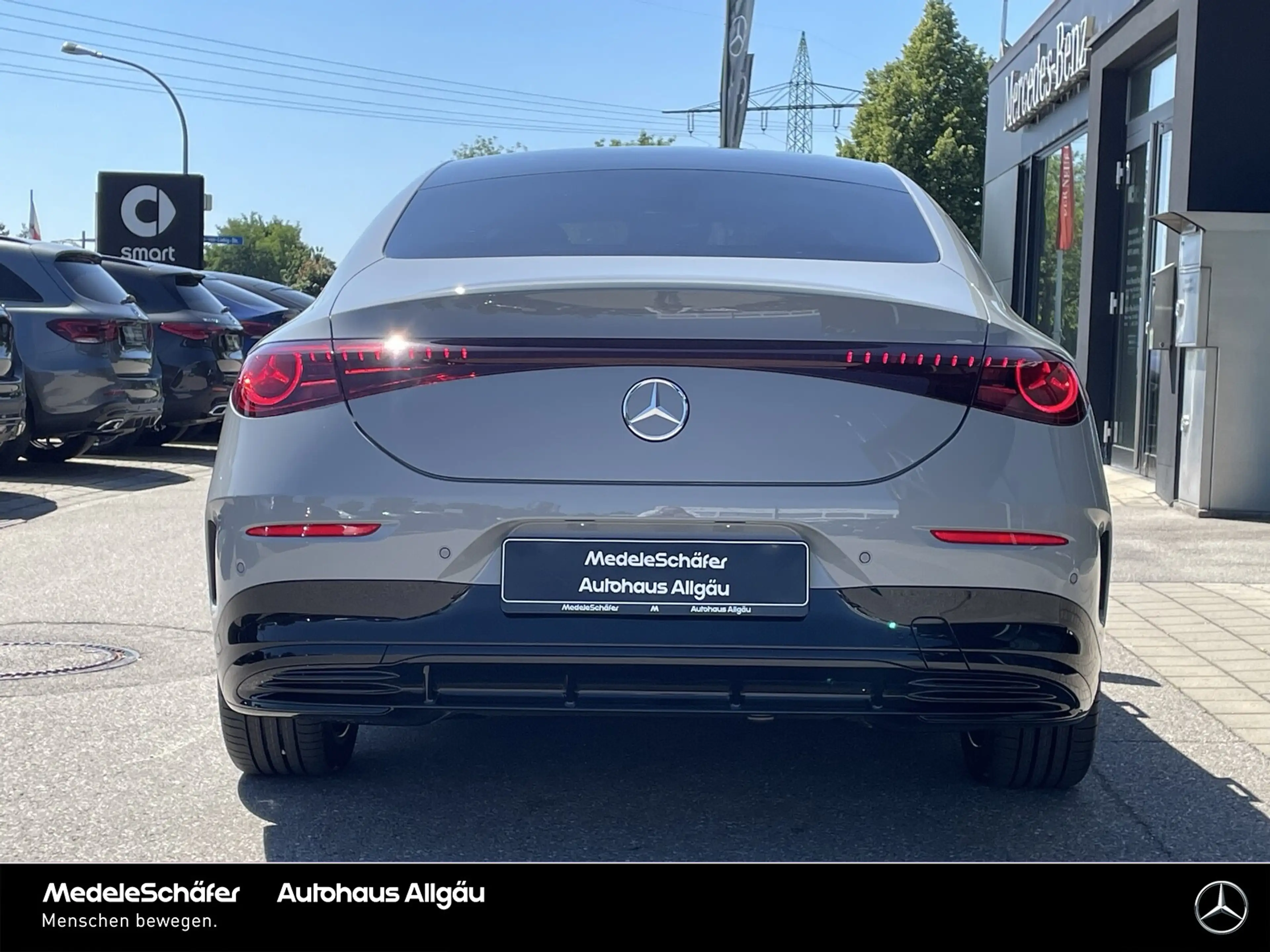 Mercedes-Benz CLA 220 CLA 220 4M AMG Night Distr SuperScr Burm3D AHK LED — photo 10