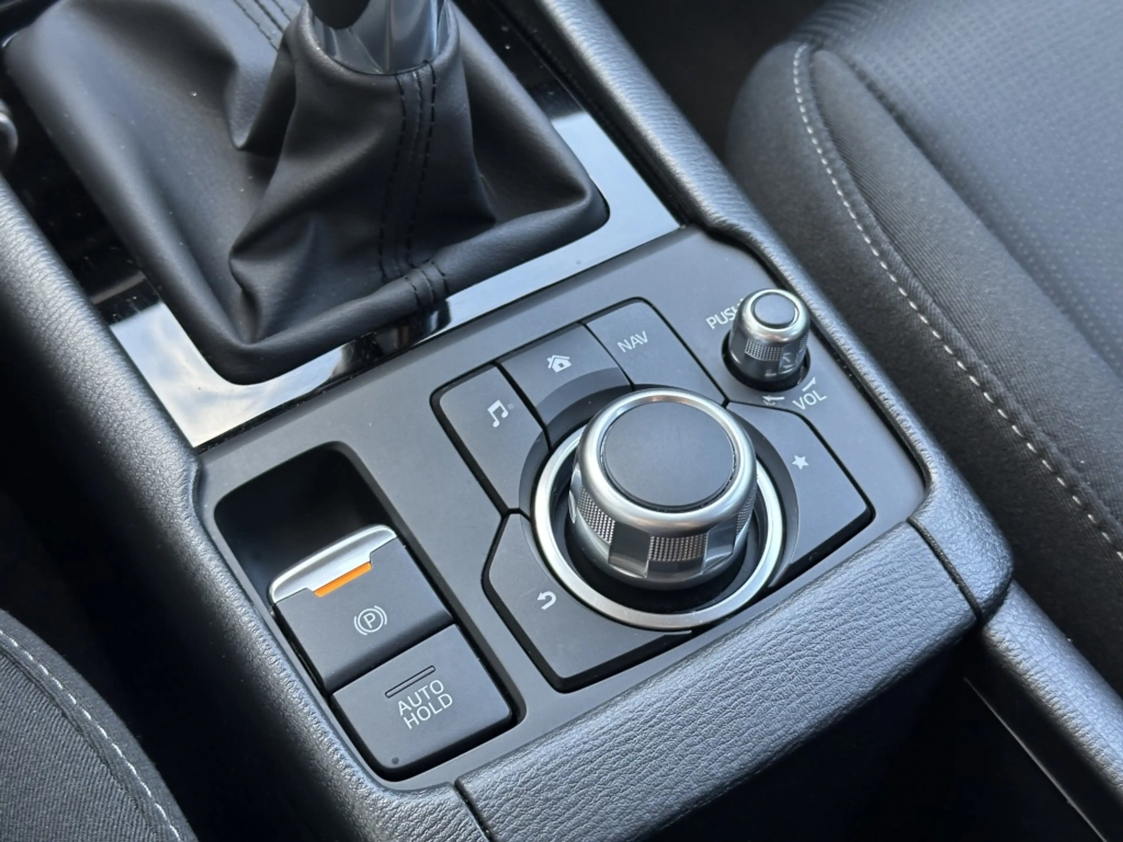 Mazda CX-3 2.0 SkyActiv-G 121pk Comfort — photo 25