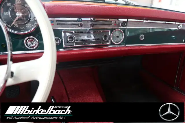 Mercedes-Benz SL view 7