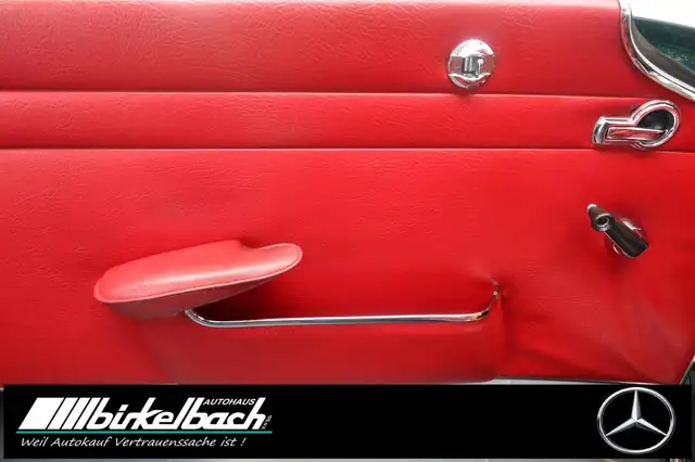 Mercedes-Benz SL view 9