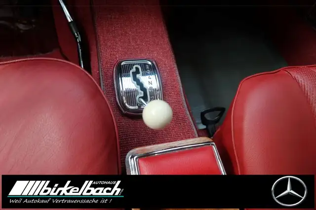 Mercedes-Benz SL view 8