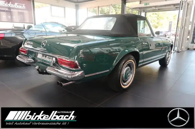Mercedes-Benz SL view 4