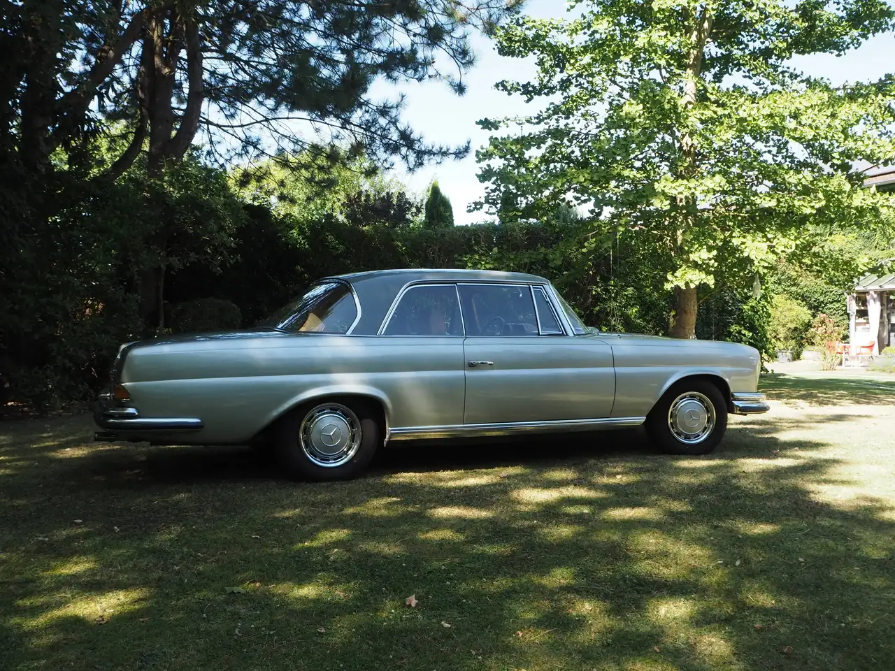 Mercedes-Benz 280 Flachkühler, foto 4
