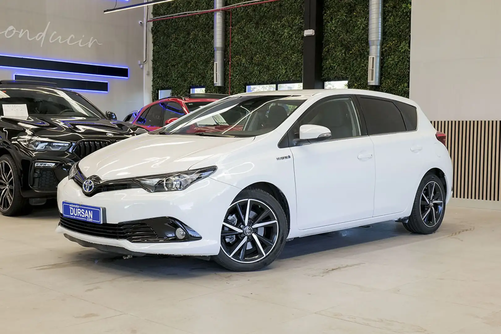 Toyota Auris hybrid 140H Feel! - 1
