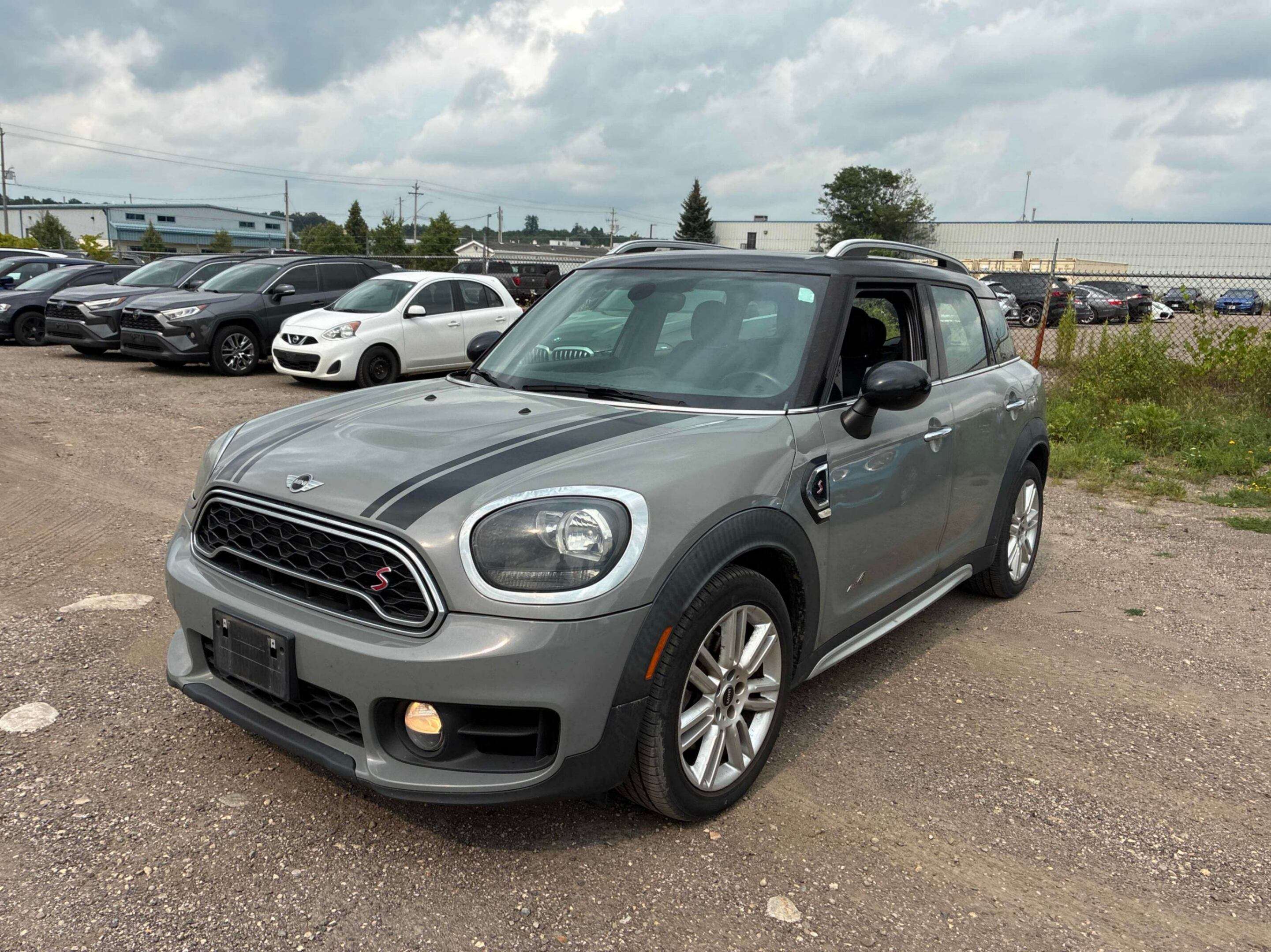 2017 MINI Countryman S AWD COUNTRYMAN *NAV/BACKUP CAM/SUNROOF/ALLOYS/LE