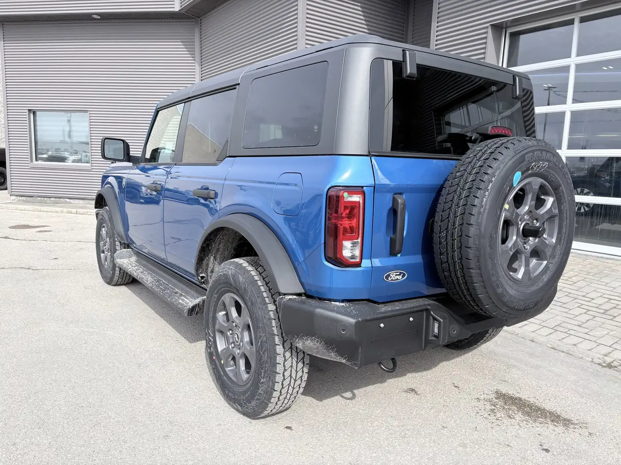 Ford Bronco снимка Ford Bronco
