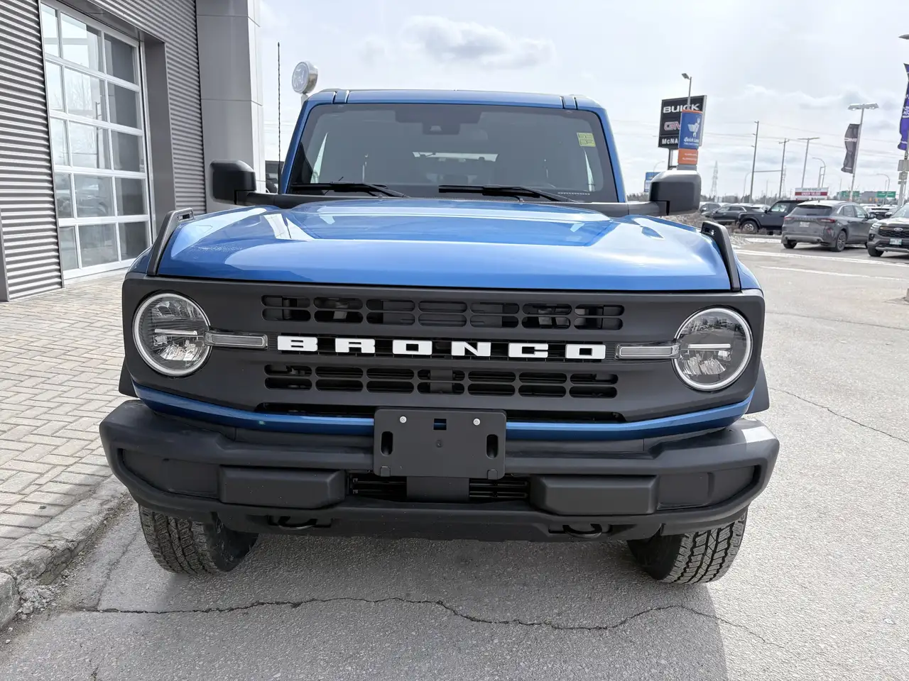 Ford Bronco снимка Ford Bronco