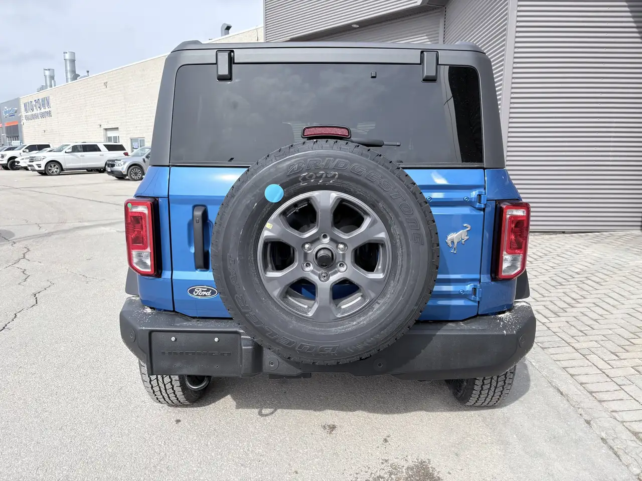 Ford Bronco снимка Ford Bronco
