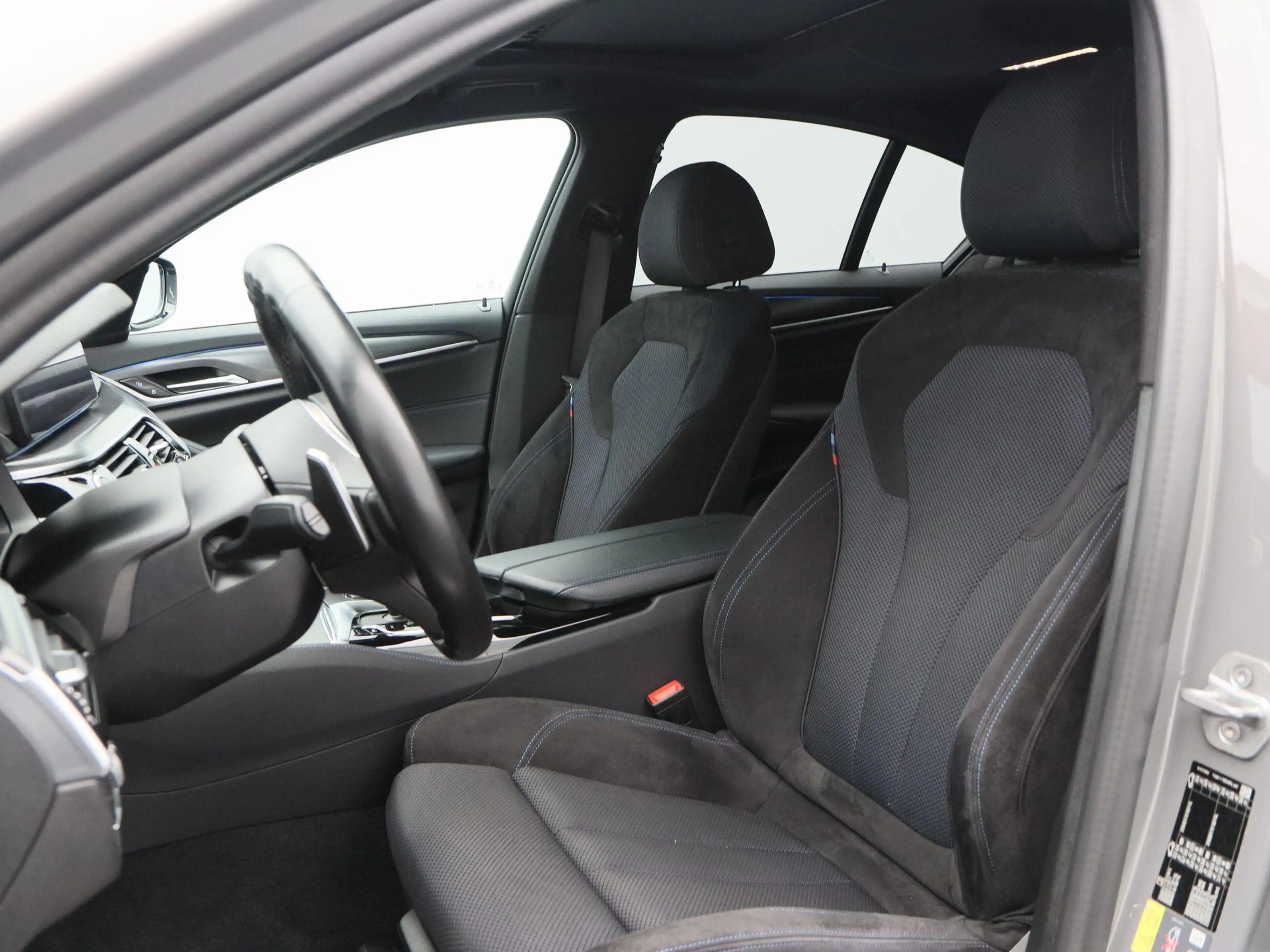 BMW 530 5-serie 530e Business Edition Plus 292 Pk | M-Pakk — photo 6