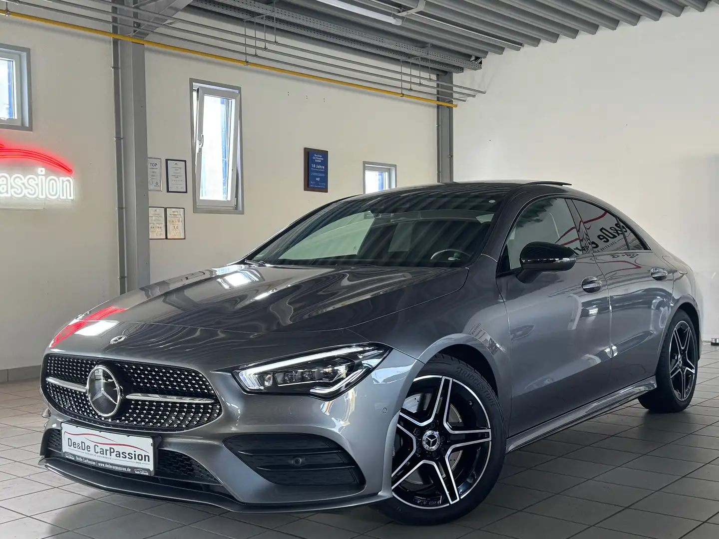 Mercedes-Benz CLA 250 CLA 250 AMG-Line*PANO+NightPaket+AmbientePlus*2Hnd Grau - 2