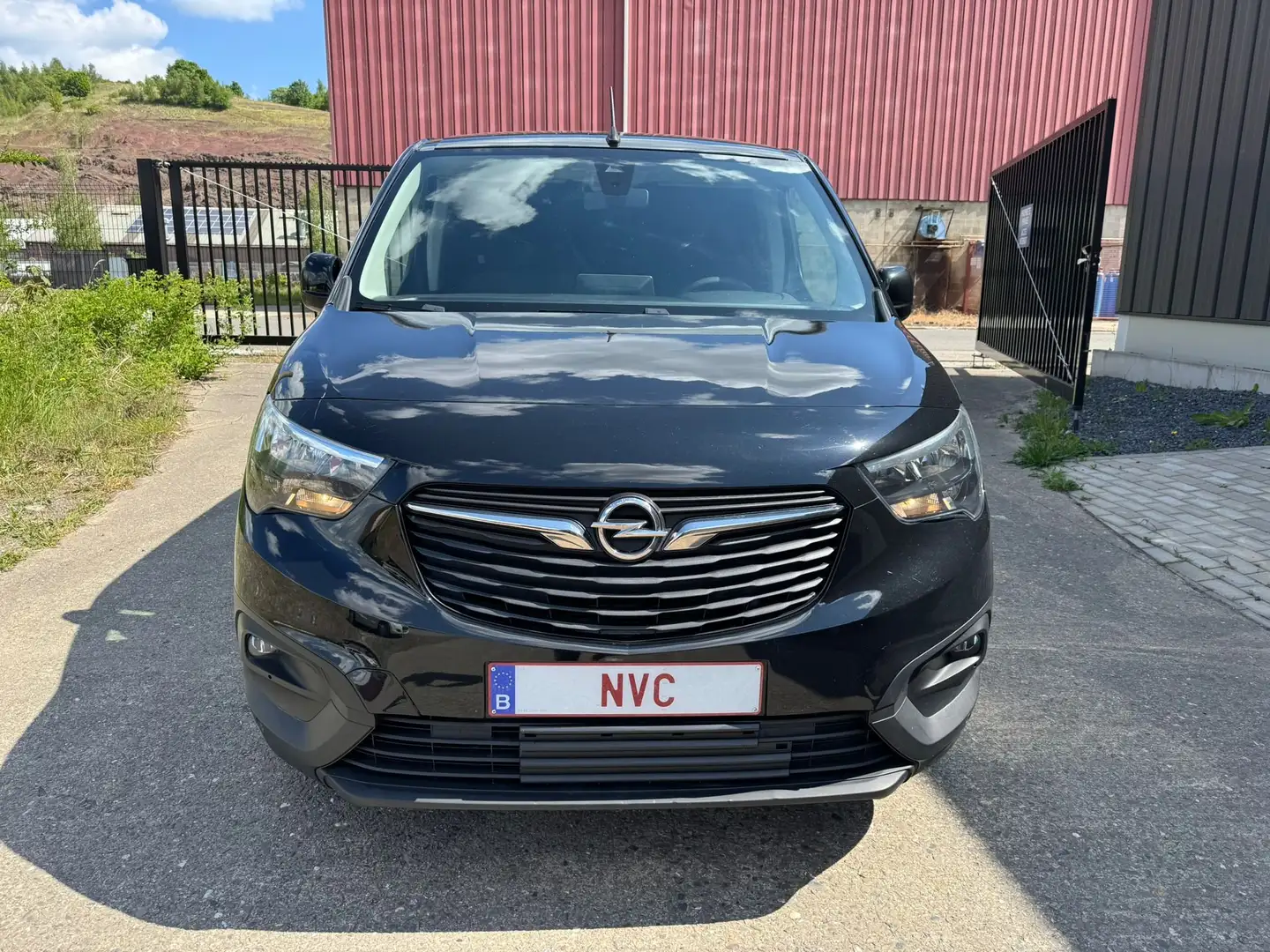 Peugeot Partner 1.5hdi 100cv 3 Places/Webasto/Carplay/Siège cha Schwarz - 2