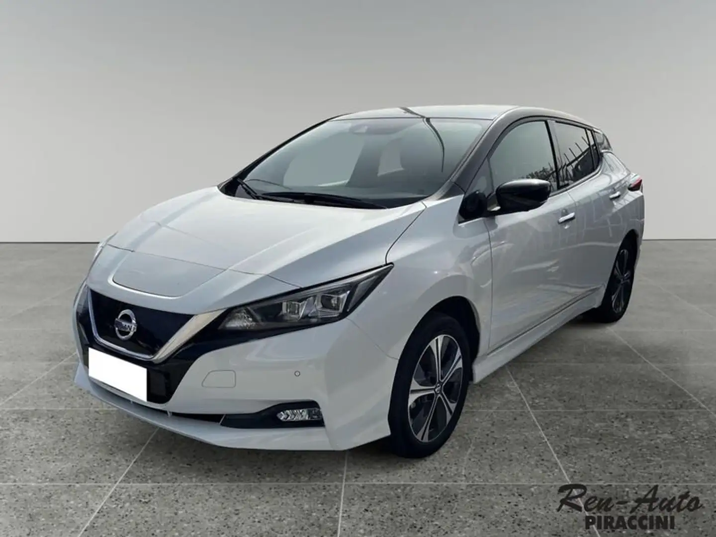 Nissan Leaf e+ 10th Anniversary Bianco - 1