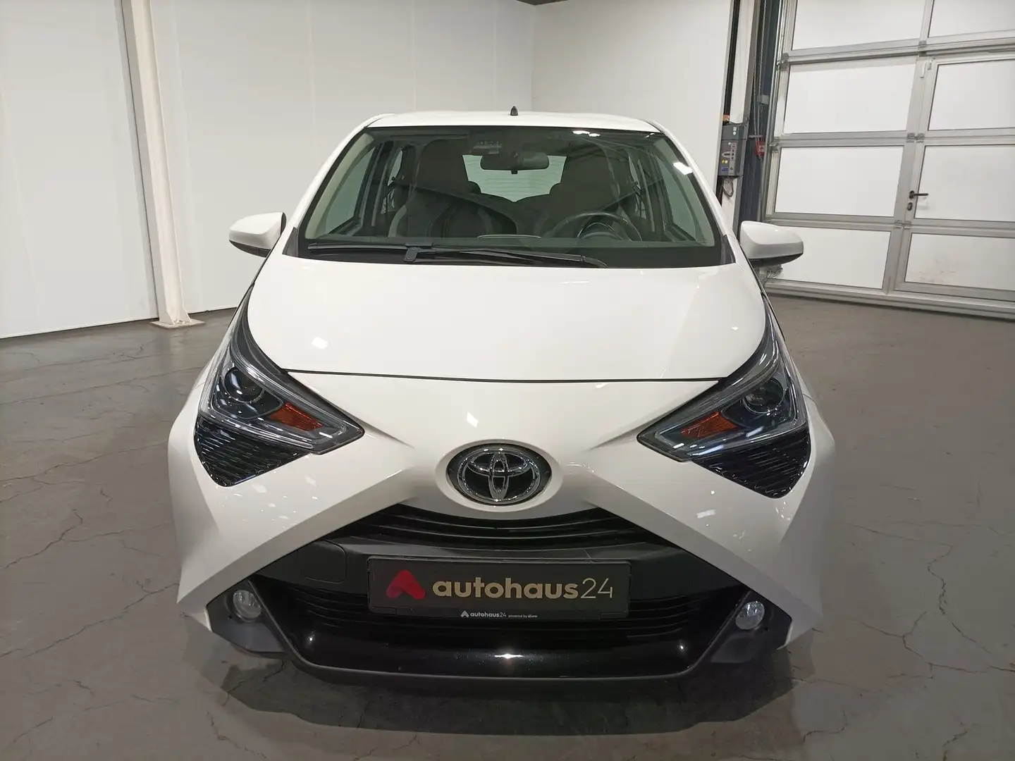 Toyota Aygo 1.0 x-play Team D App|kamera|Alu-Felgen Weiß - 2