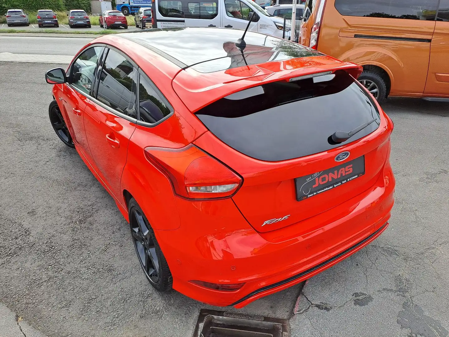 Ford Focus Lim. Sport *Parkass.*Navi*Tempo*div. Ass.* Rouge - 2