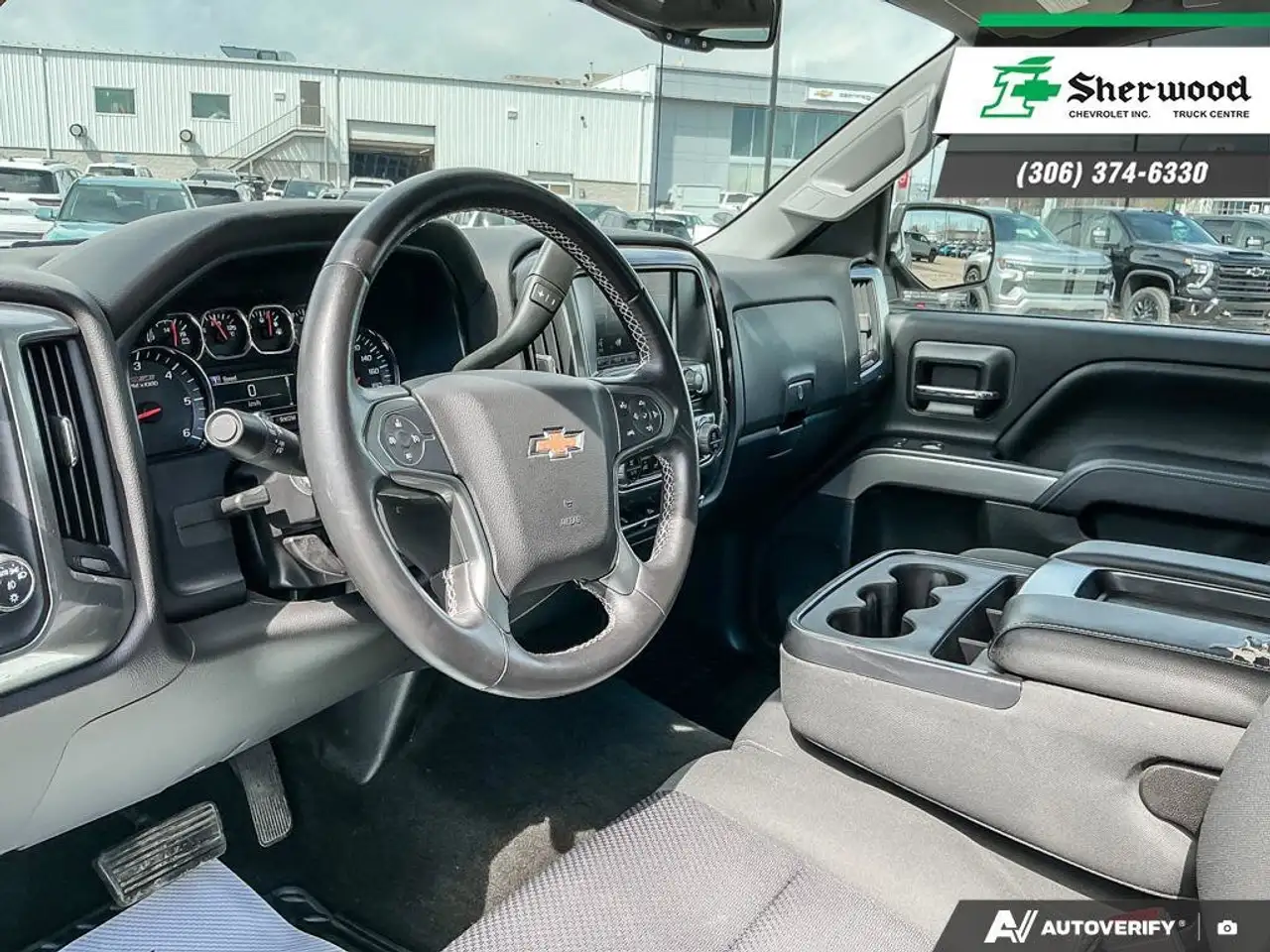 Chevrolet Silverado 1500 снимка Chevrolet Silverado 1500