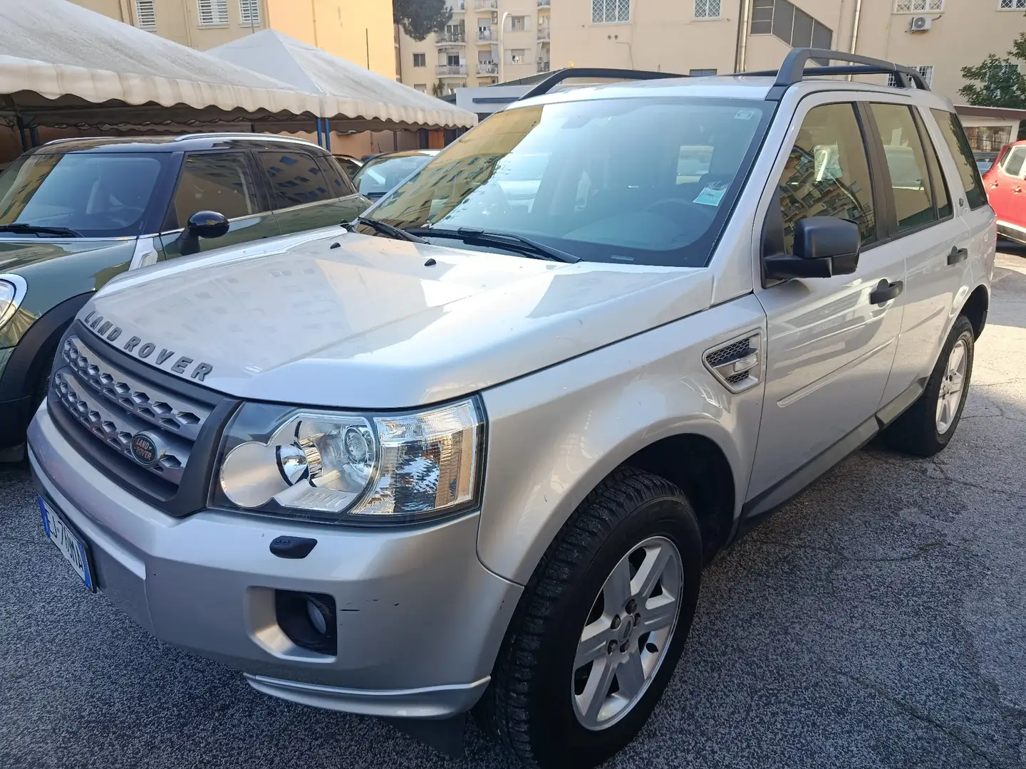Land Rover Freelander Freelander II 2011 2.2 td4 SE 150cv Silber - 1