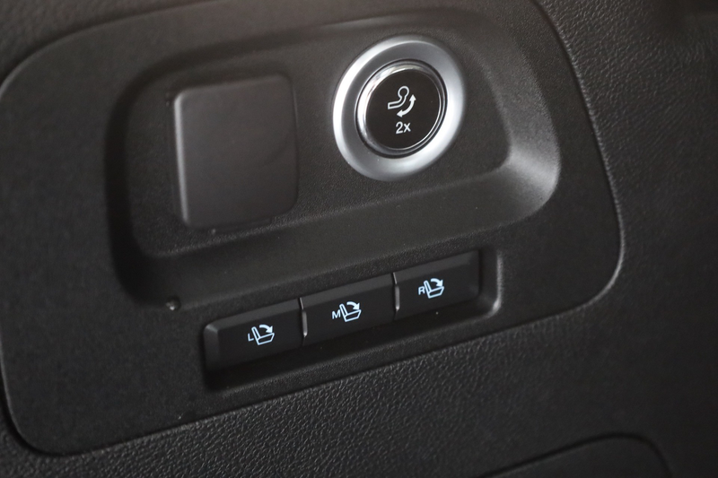 Ford S-Max 2.0 EcoBlue Aut.Titanium LED Kamera AHK — photo 27