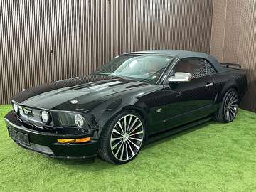 4,6 V8 Saleen Supercharged Aut. *österreichisch...