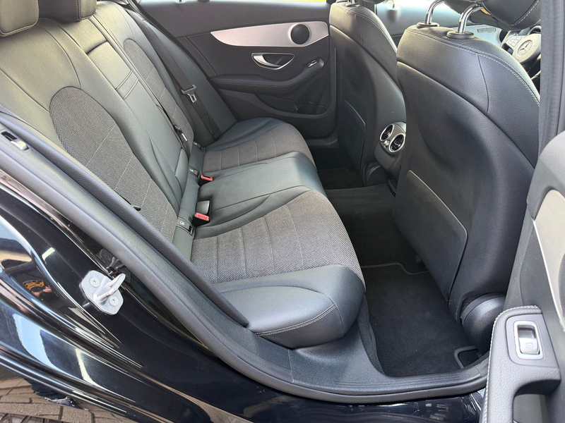 Mercedes-Benz C 250 d T-Modell Avantgarde ACC/AHK/NIGHT/LED/TW — photo 31