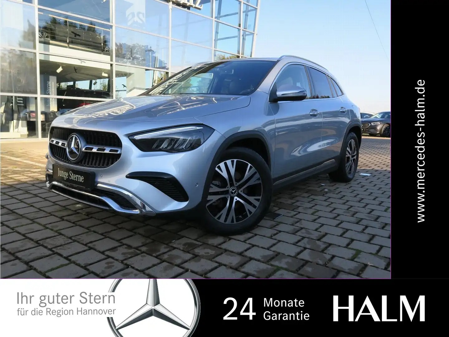 Mercedes-Benz GLA 180 Progressive Line Advanced Totwinkel Silber - 1