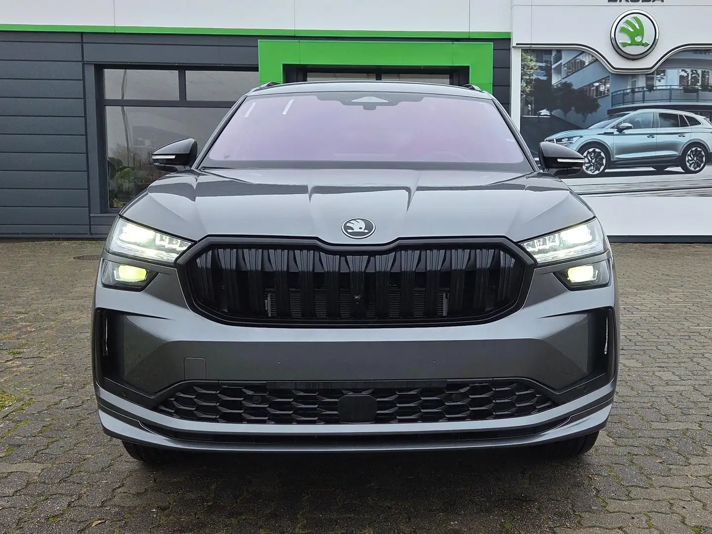 Skoda Kodiaq Kodiaq 1.5 TSI mHEV DSG Sportline Gris - 2