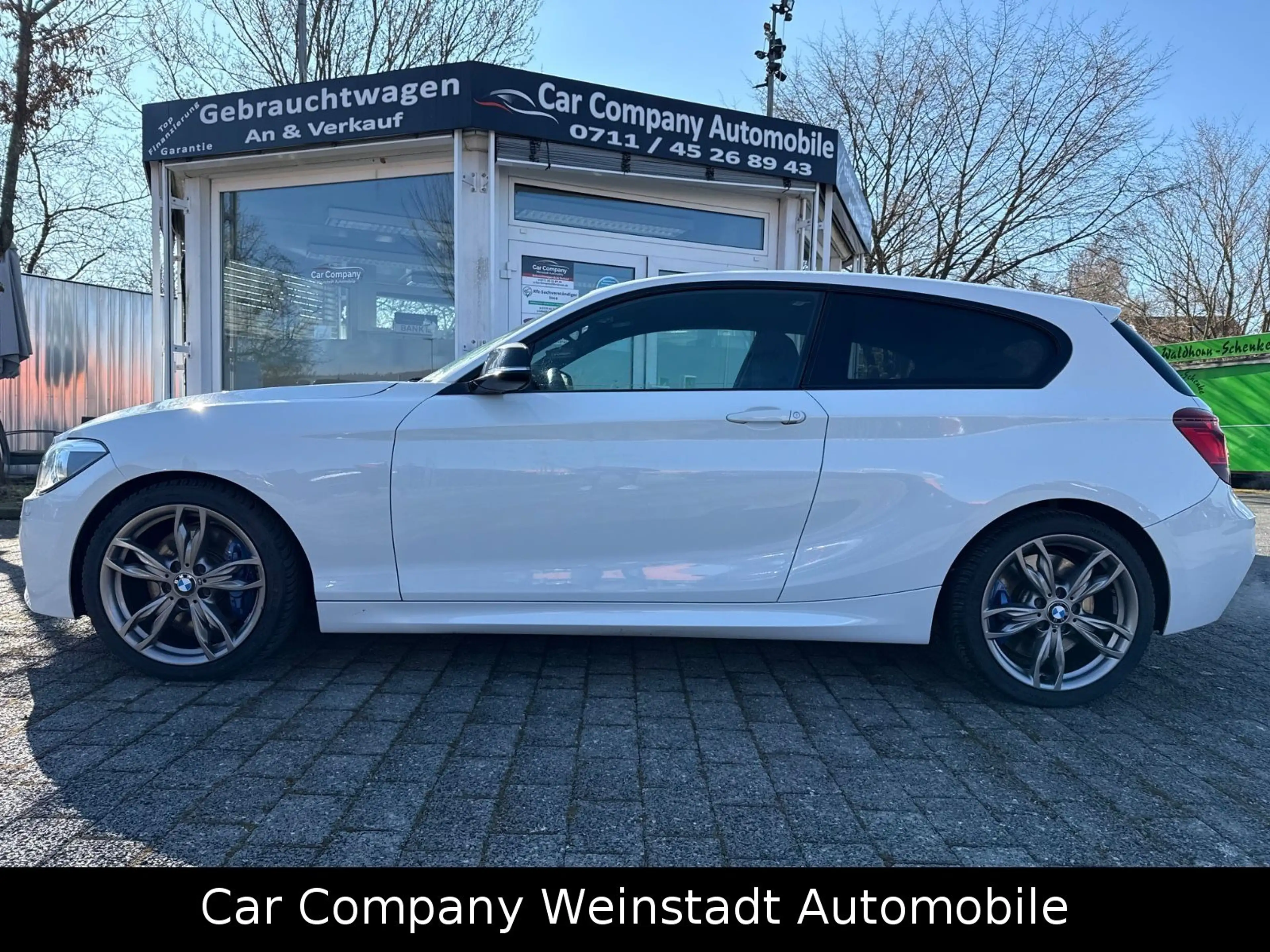 BMW 135 1 Limousine 3-trg. M135 i xDrive — photo 4
