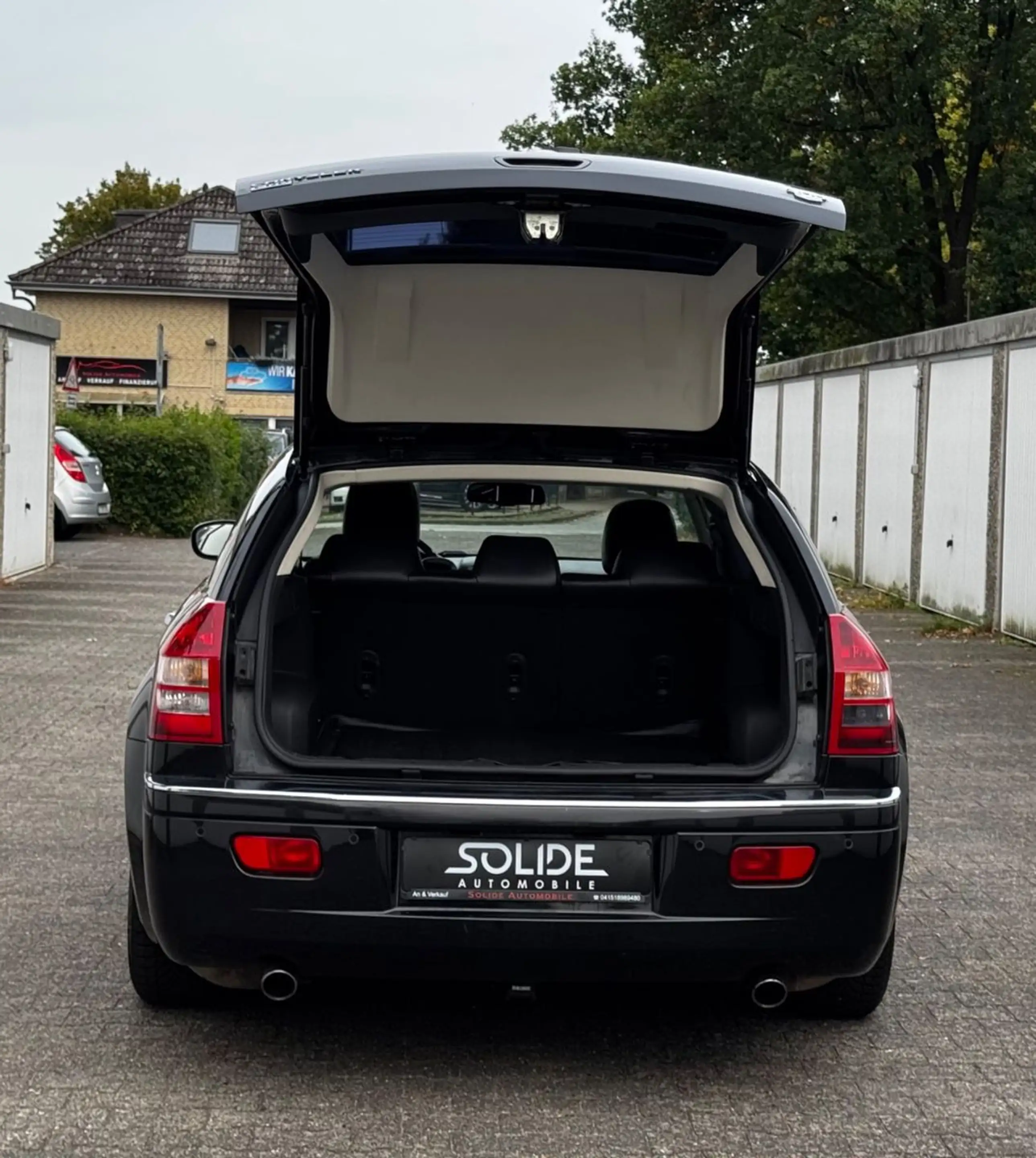 Chrysler 300C Touring 3.0 CRD — photo 7