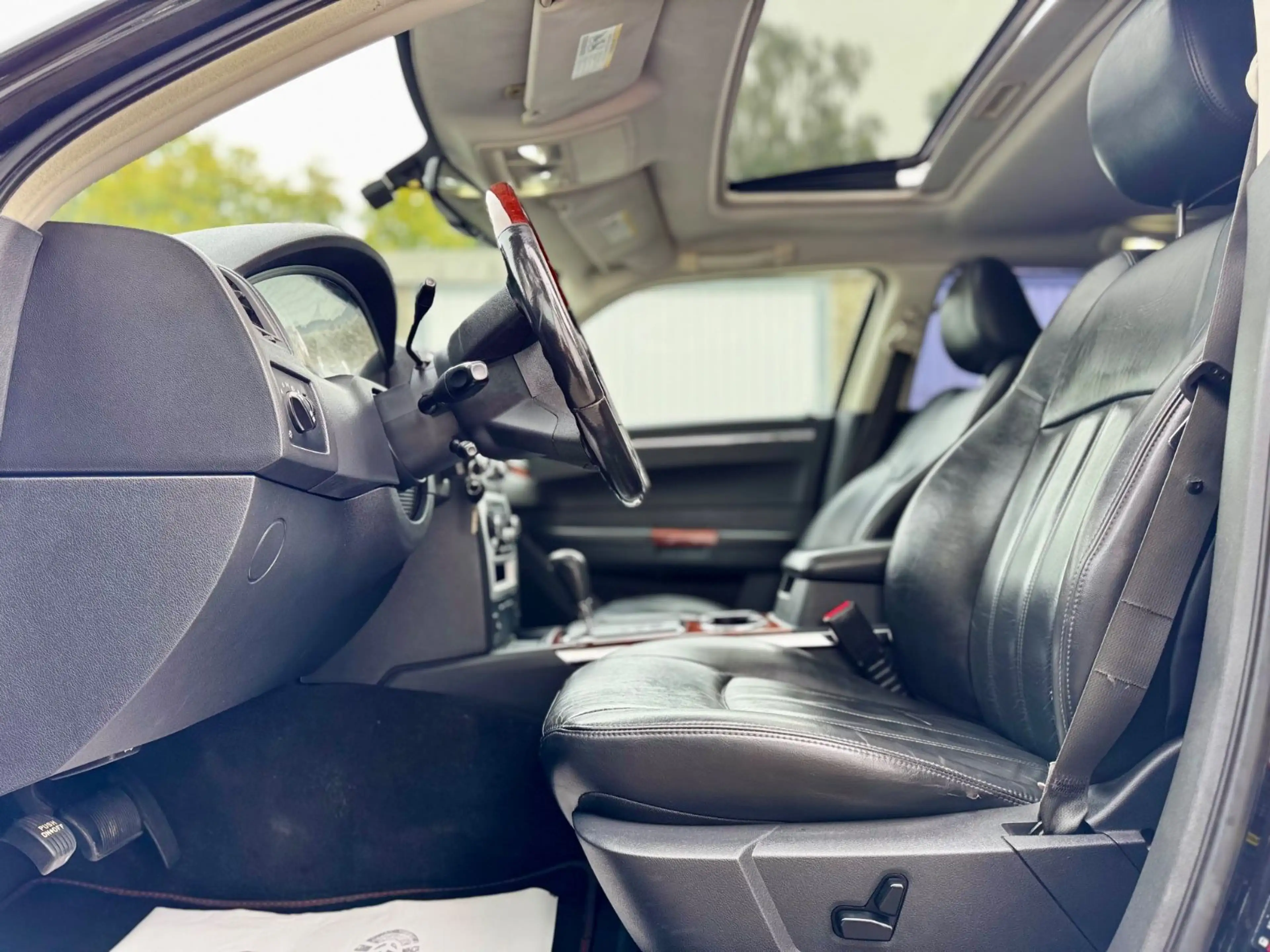 Chrysler 300C Touring 3.0 CRD — photo 8