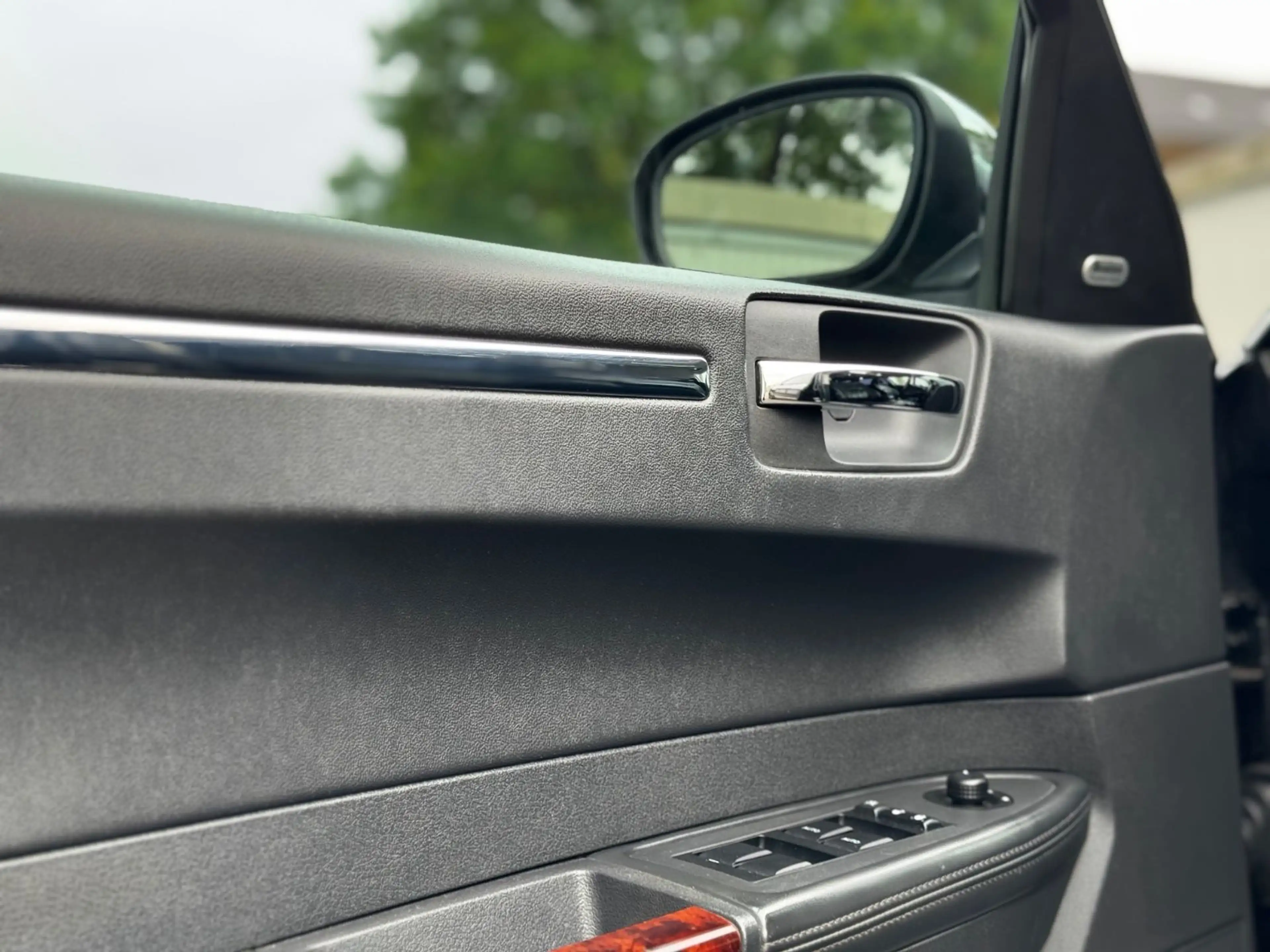 Chrysler 300C Touring 3.0 CRD — photo 10