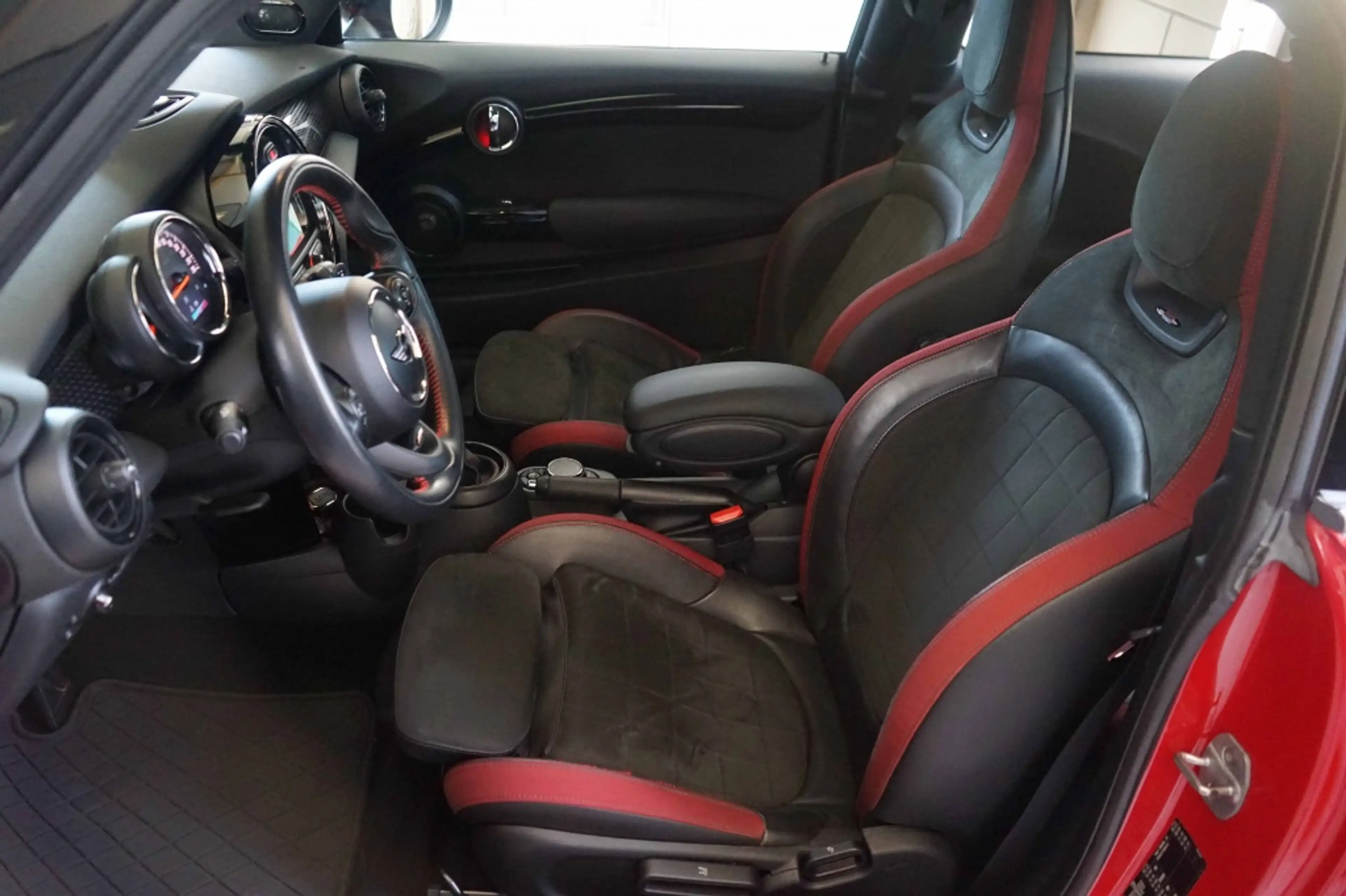 MINI John Cooper Works S JCW Cooper 192PK DCT-Automaat 37DKM Schaalstoel — photo 40