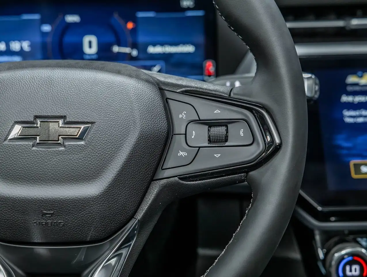 Chevrolet Bolt снимка Chevrolet Bolt
