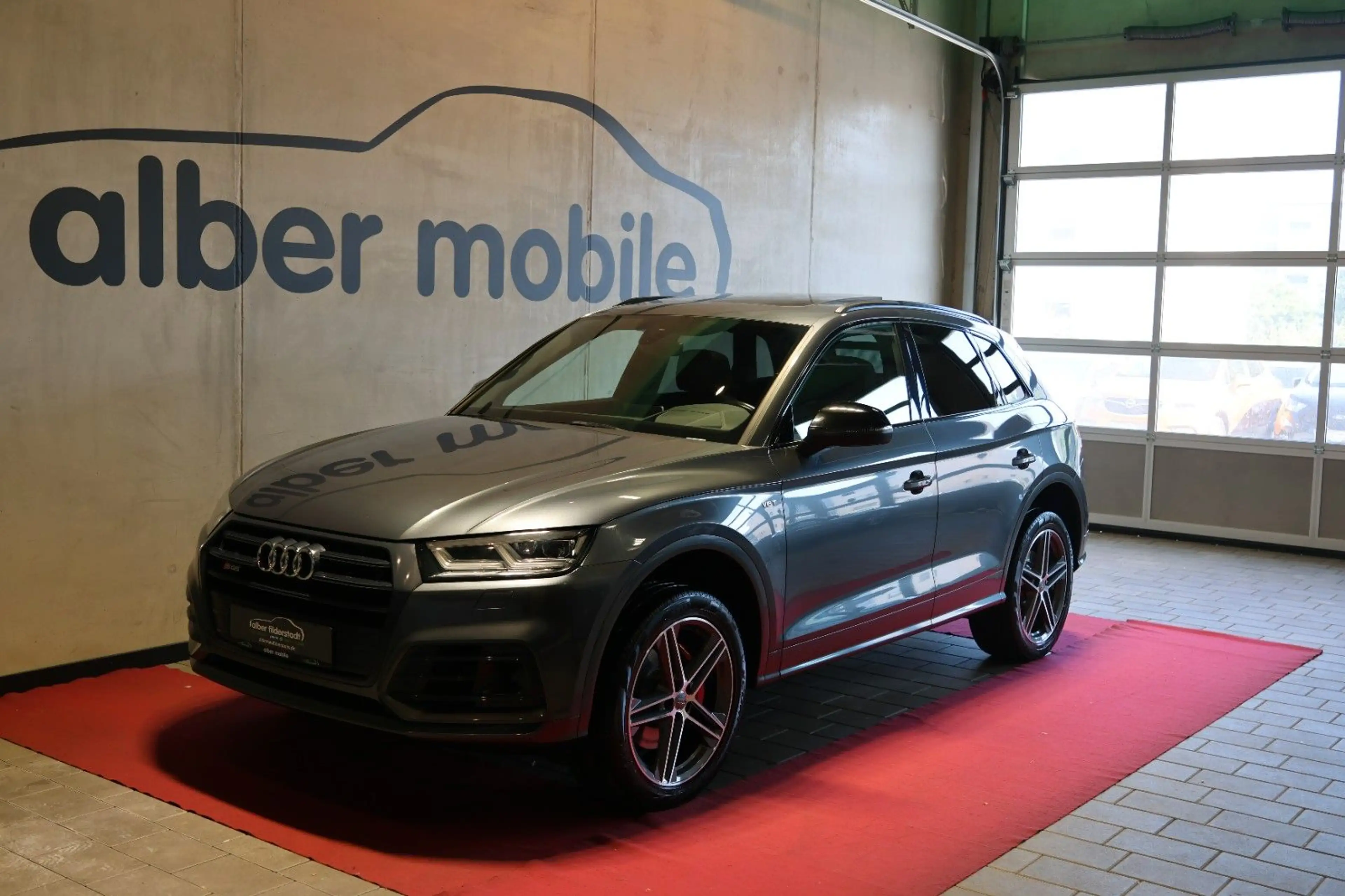 Audi SQ5 3.0 TFSI quattro Pano Head up AHK 1.Hand
