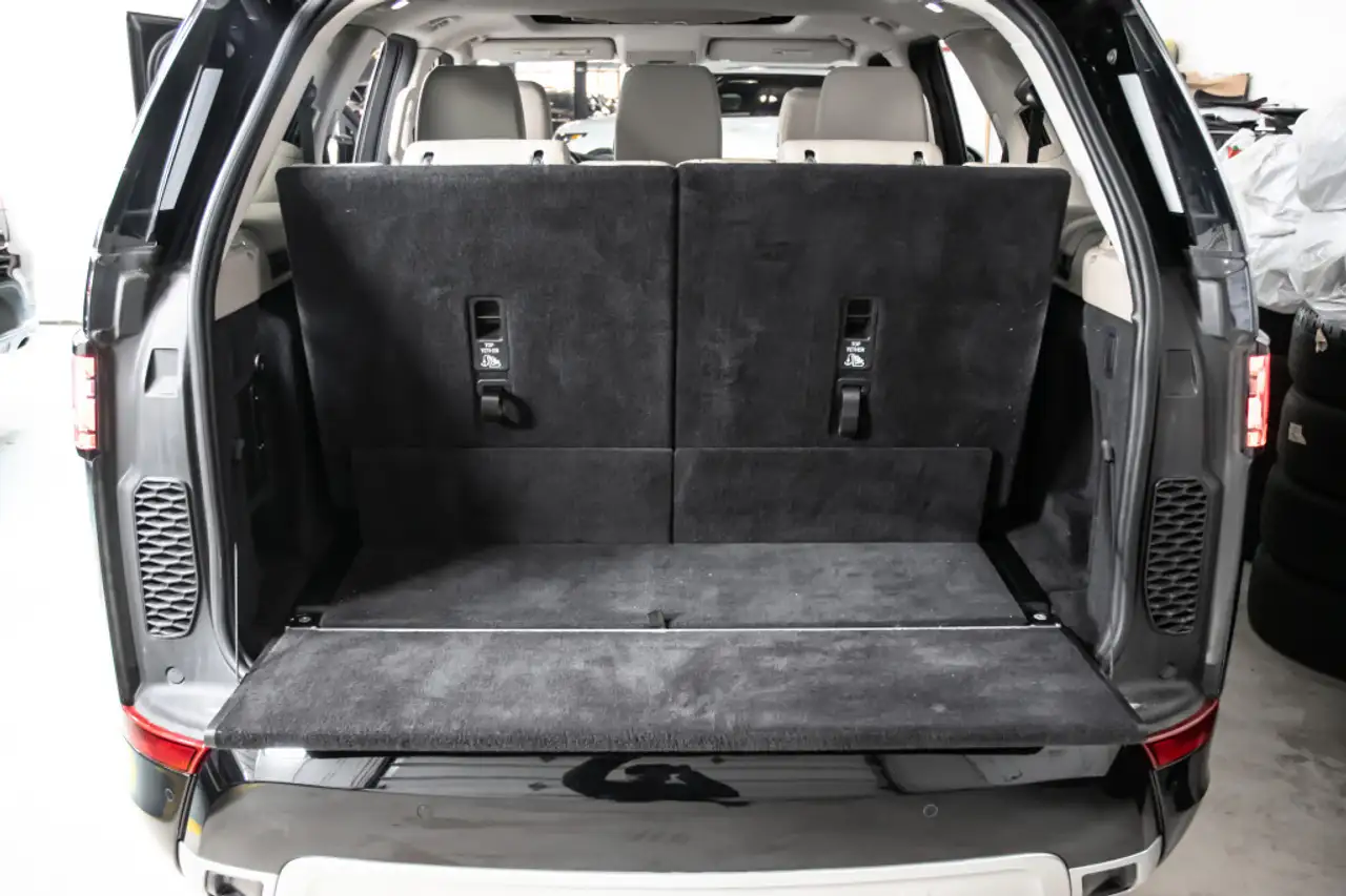 Land Rover Discovery снимка Land Rover Discovery