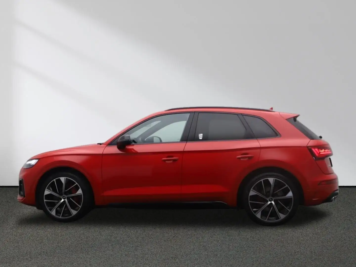 Audi SQ5 3.0 TDI quattro Matrix B&O Kamera Pano AHK Rouge - 2