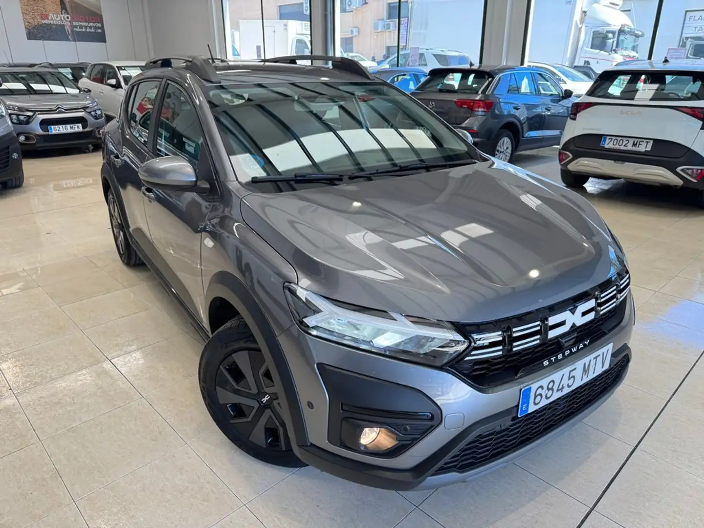 Dacia Sandero Stepway Expression Go 74kW (100CV) ECO-G Gris - 2