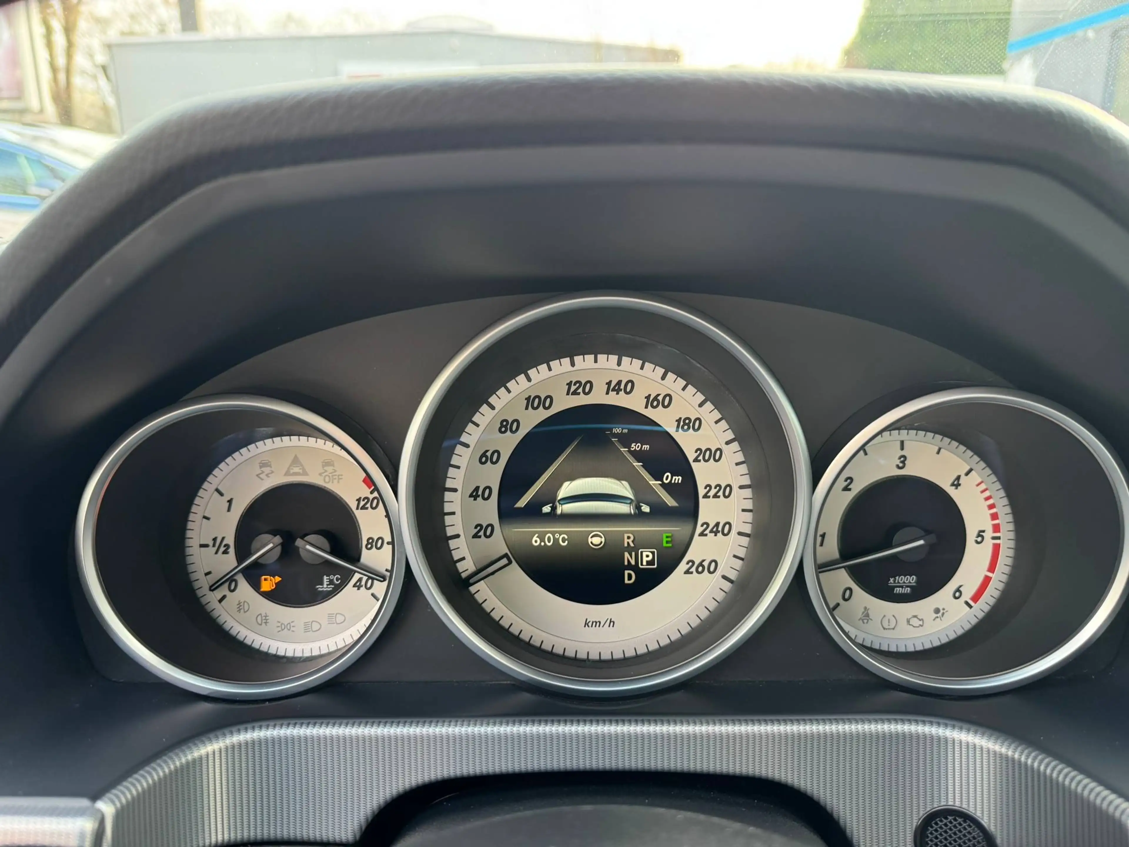 Mercedes-Benz E 350 E 350 BlueTec / AMG Line/LED/Schiebedach/AHK — photo 15