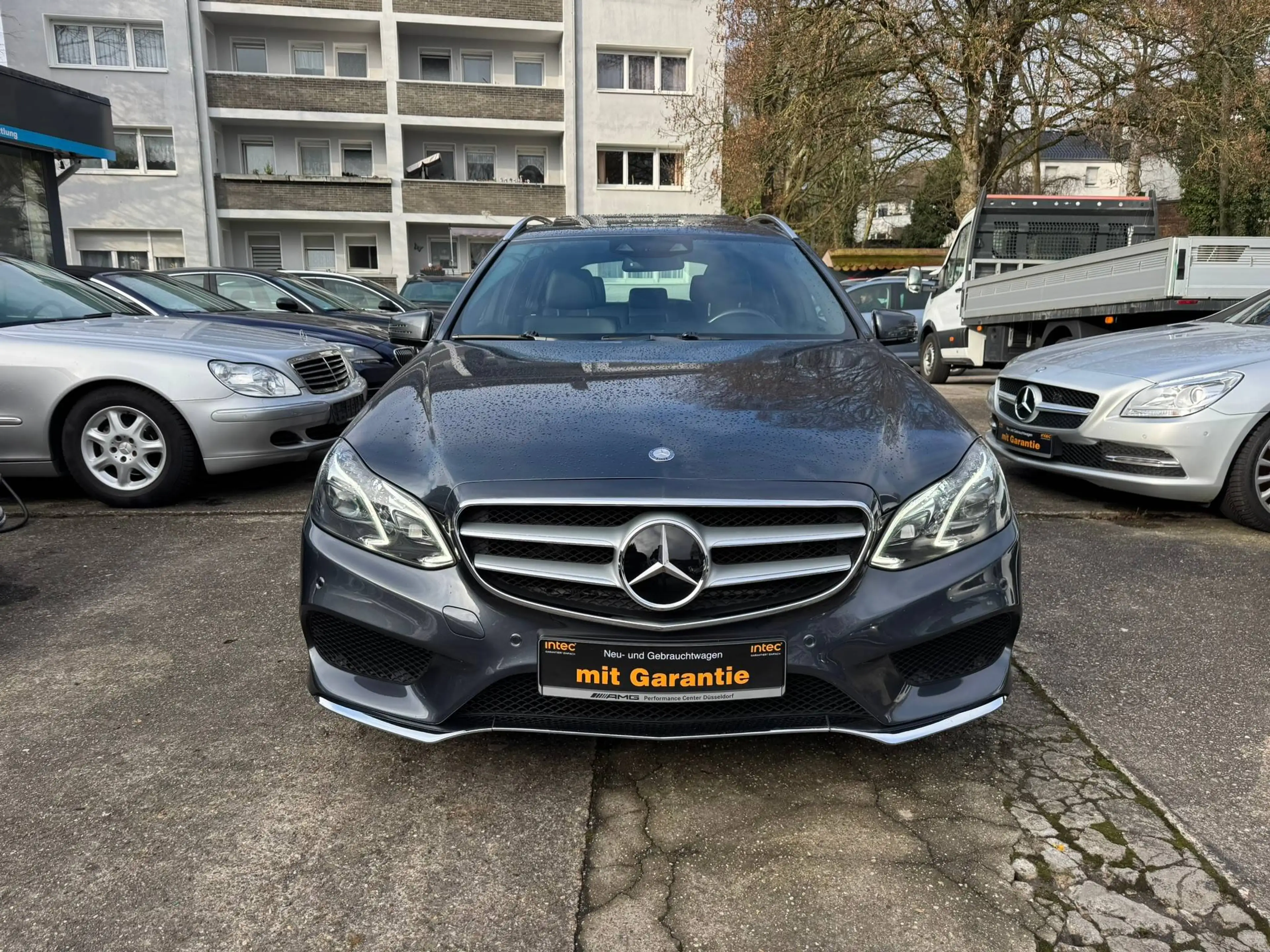 Mercedes-Benz E 350 E 350 BlueTec / AMG Line/LED/Schiebedach/AHK — photo 2