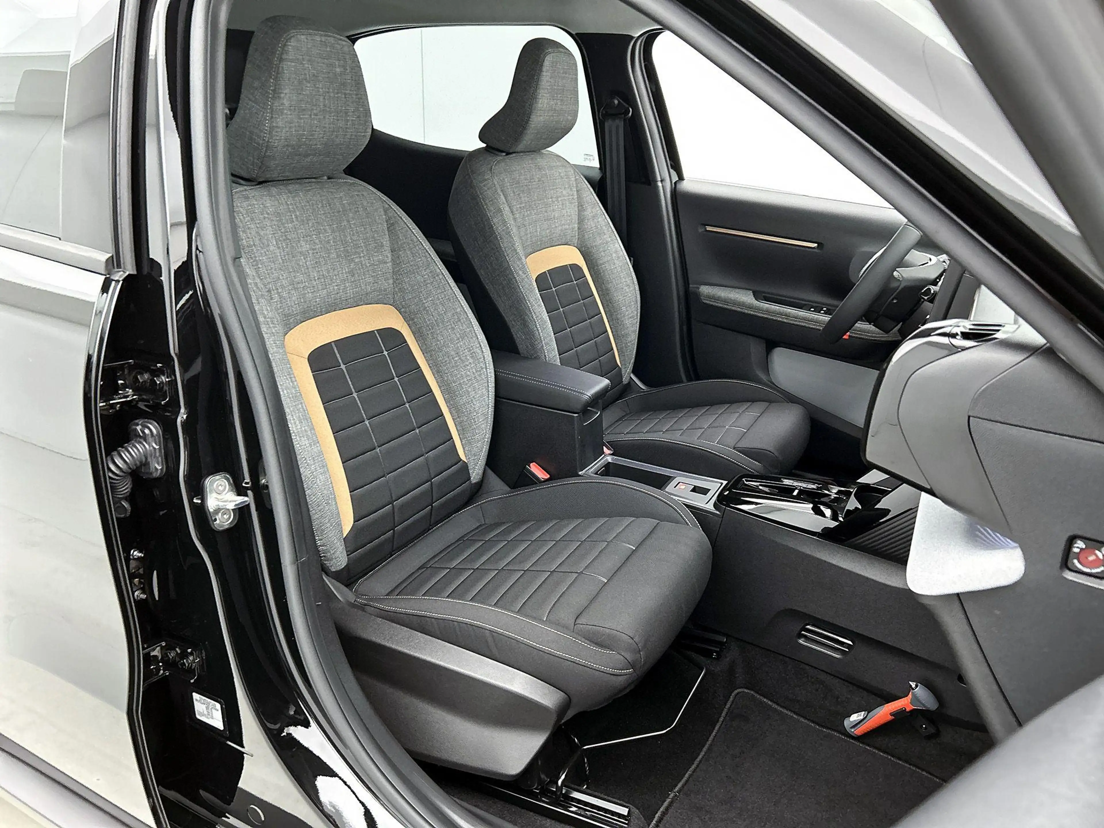 Citroen C3 Aircross SUV Plus Hybrid 7p. 145pk Automaat | 7 zitplaatsen — photo 14