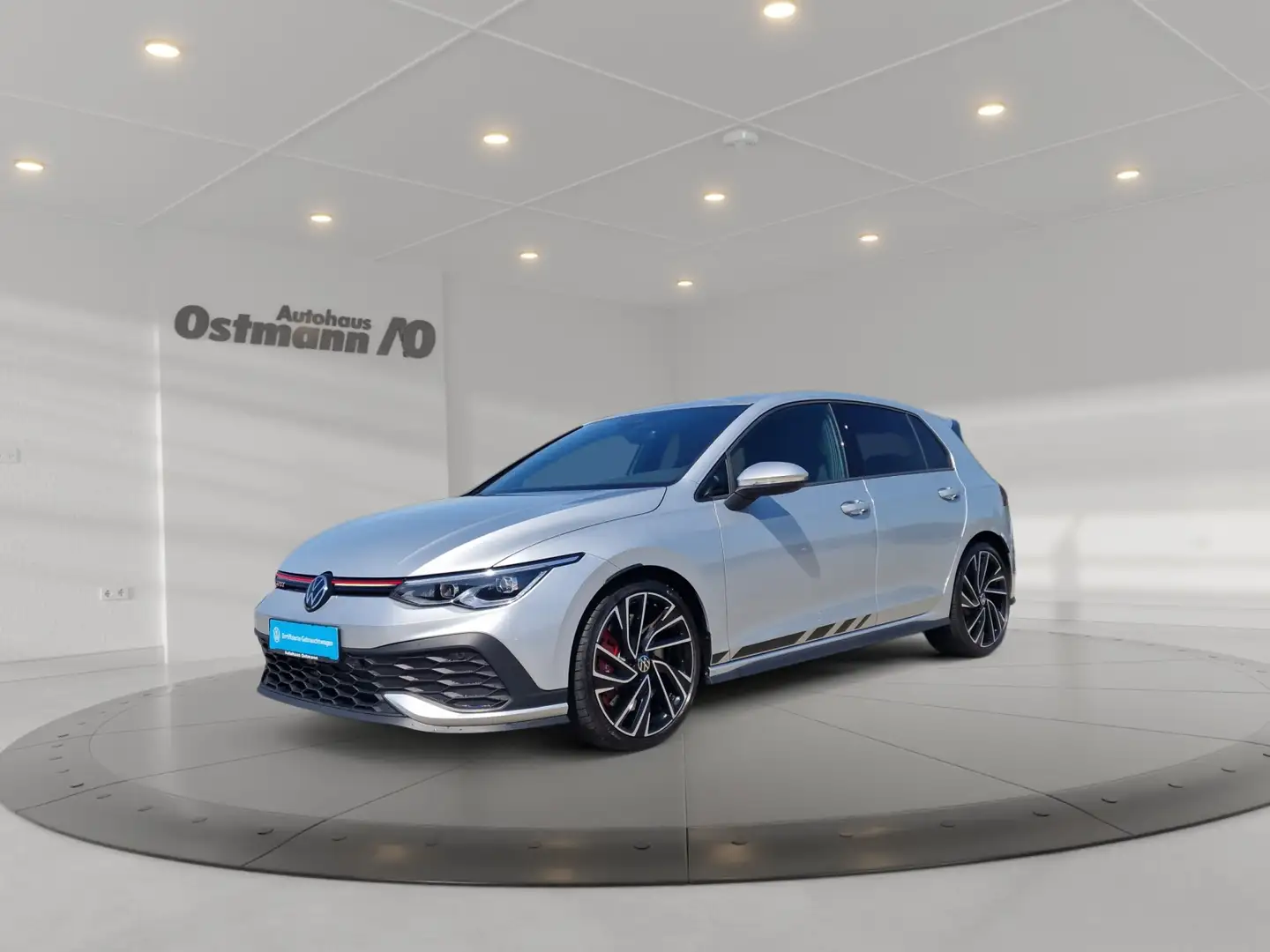 Volkswagen Golf VIII 2.0 GTI Clubsport DCC KAM NAV 19'' Silber - 1