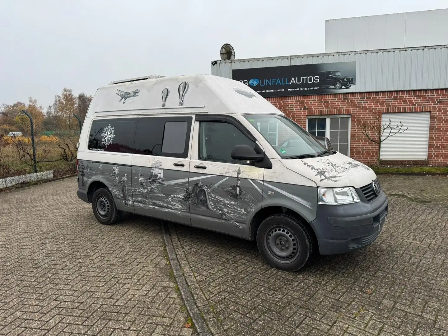 Volkswagen T5 Transporter Kombi-Hochdach WOHNMOBIL Szary - 1