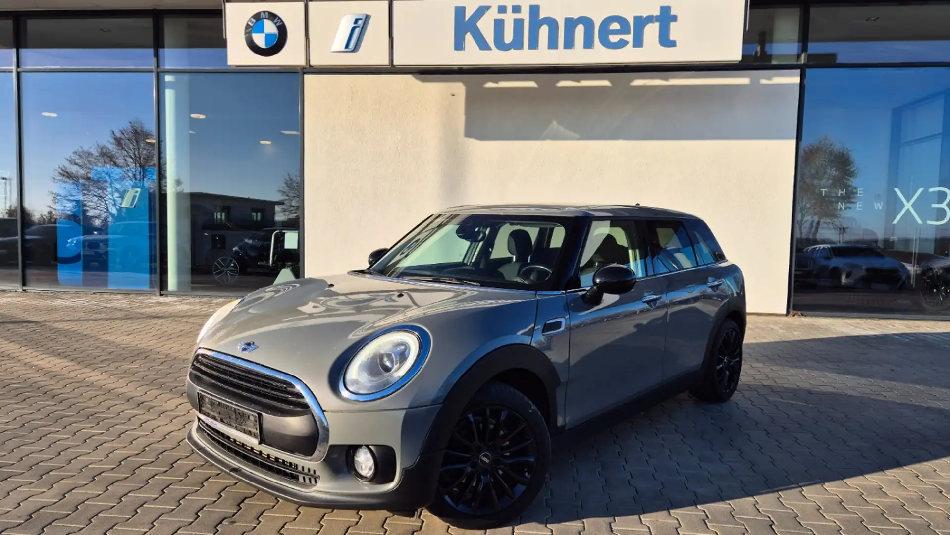 MINI One Clubman Aut. LED Navi PDC KeyLess AUT Noir - 1