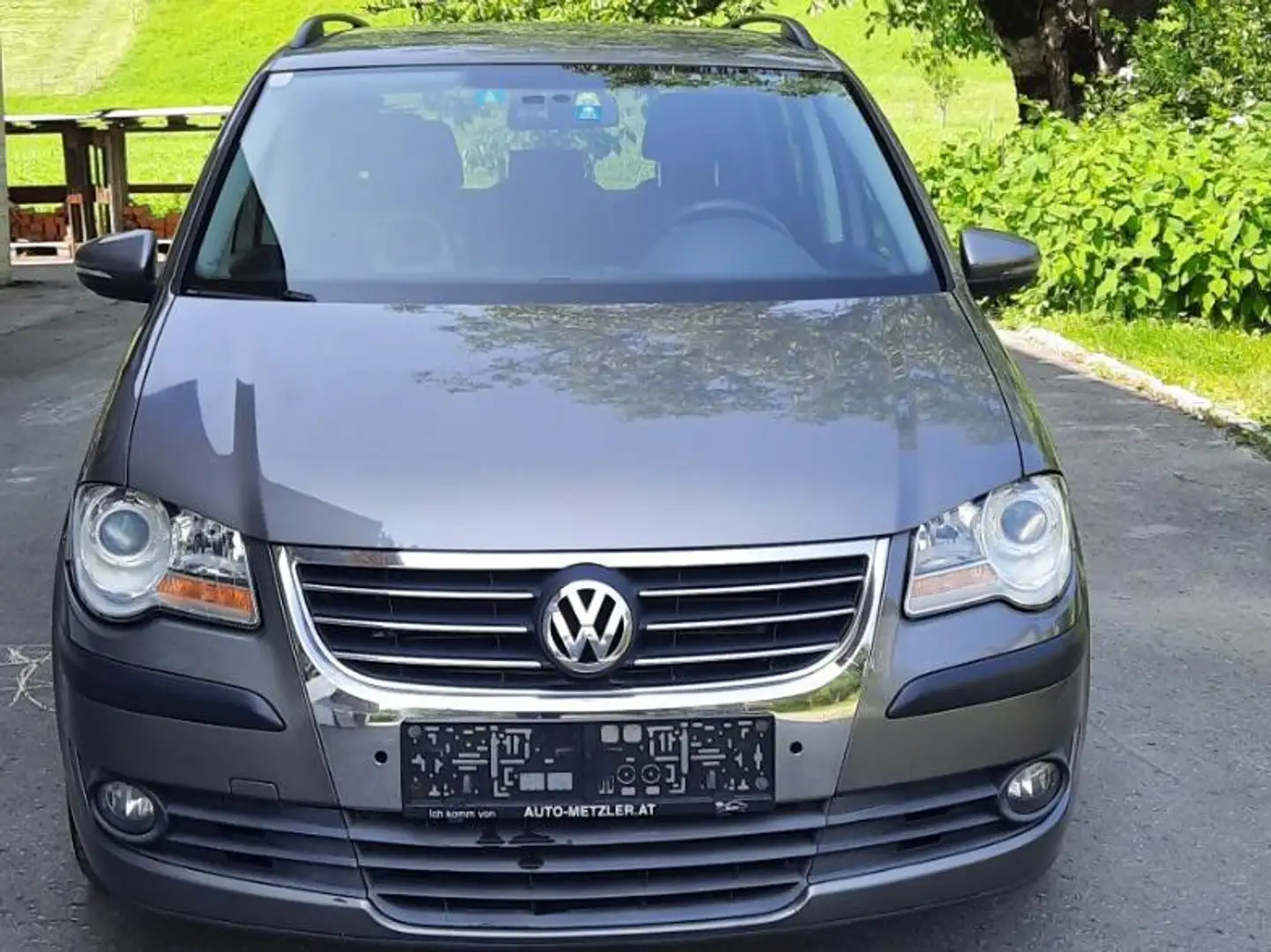 Volkswagen Touran Touran Trendline 1,9 TDI DPF DSG Trendline Gri - 2