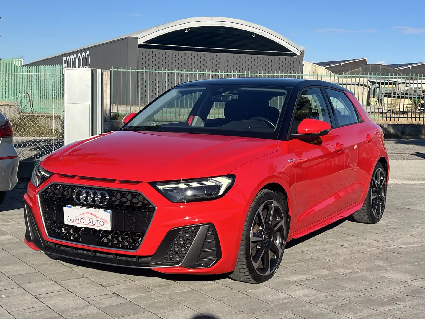 Audi A1 A1 Sportback 35 1.5 tfsi S Line s-tronic Rot - 1