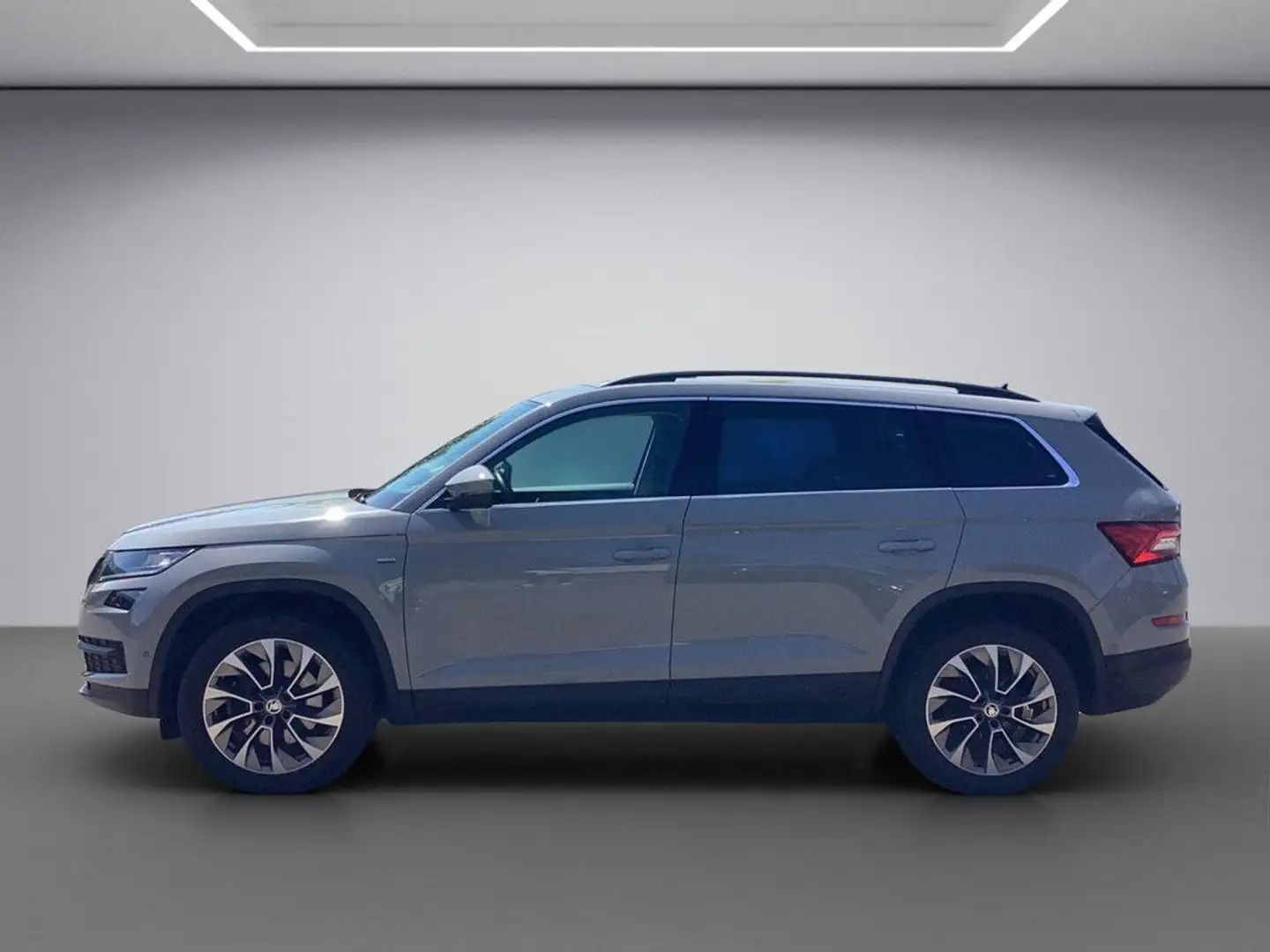 Skoda Kodiaq 2.0TSI DSG 4x4 Clever AHK Grau - 2