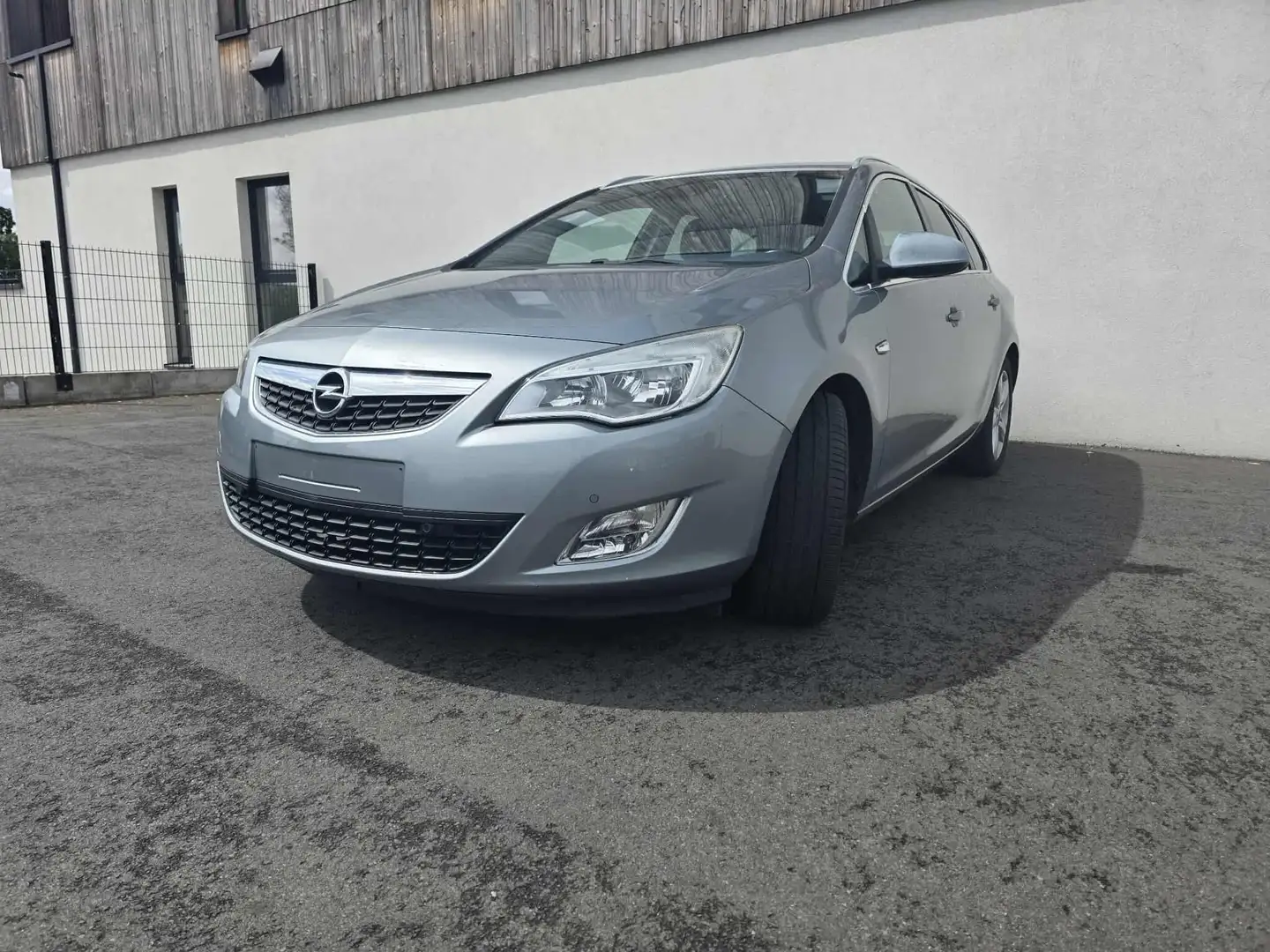 Opel Astra Astra Sports Tourer 1.7 CDTi Sport DPF Gris - 1