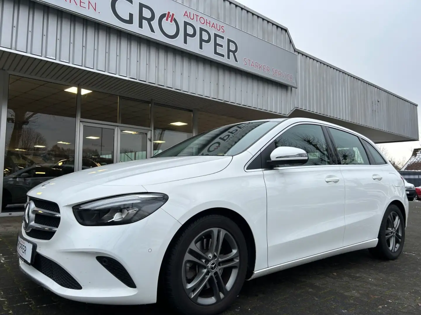 Mercedes-Benz B 220 4Matic Automatik/MirrorLink/LED/VC........ Weiß - 1